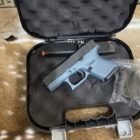 Glock 26 Gen 5 9mm Titanium Blue Factory new 3–10 rnd mags