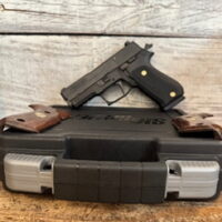 Sig Sauer P220