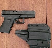 Glock 19 Gen 3 – 9mm – 2 Mags – OWB Kydex Holster