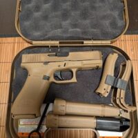 Glock 19X USA LNIB 3 magazines